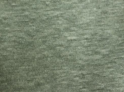 Ľanový úplet na košeľu – dokonalá kombinácia pohodlia a štýlu